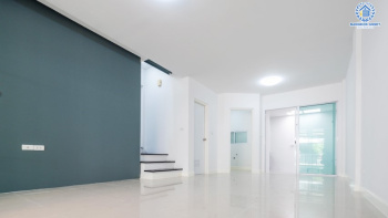 *****ทาวน์โฮมมือสองย่านนนทบุรี หลังกลาง 3 ชั้น ม.ทาวน์พลัสเอ็กซ์ ประชาชื่น-งามวงศ์วาน เนื้อที่ 20 ตร.ว. ฟังก์ชัน 3 ห้องนอน 3 ห้องน้ำ จอดรถได้ถึง 2 คัน บนทำเลโซนเมือง เดินทางสะดวกเพราะเชื่อมต่อหลายเส้นทาง ใกล้รถไฟฟ้าสายสีชมพู "สถานีสนามบินน้ำ"